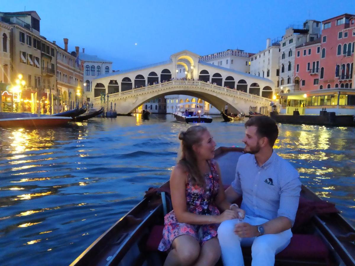 Historical Flat In Cannaregio, Venezia Apartamento