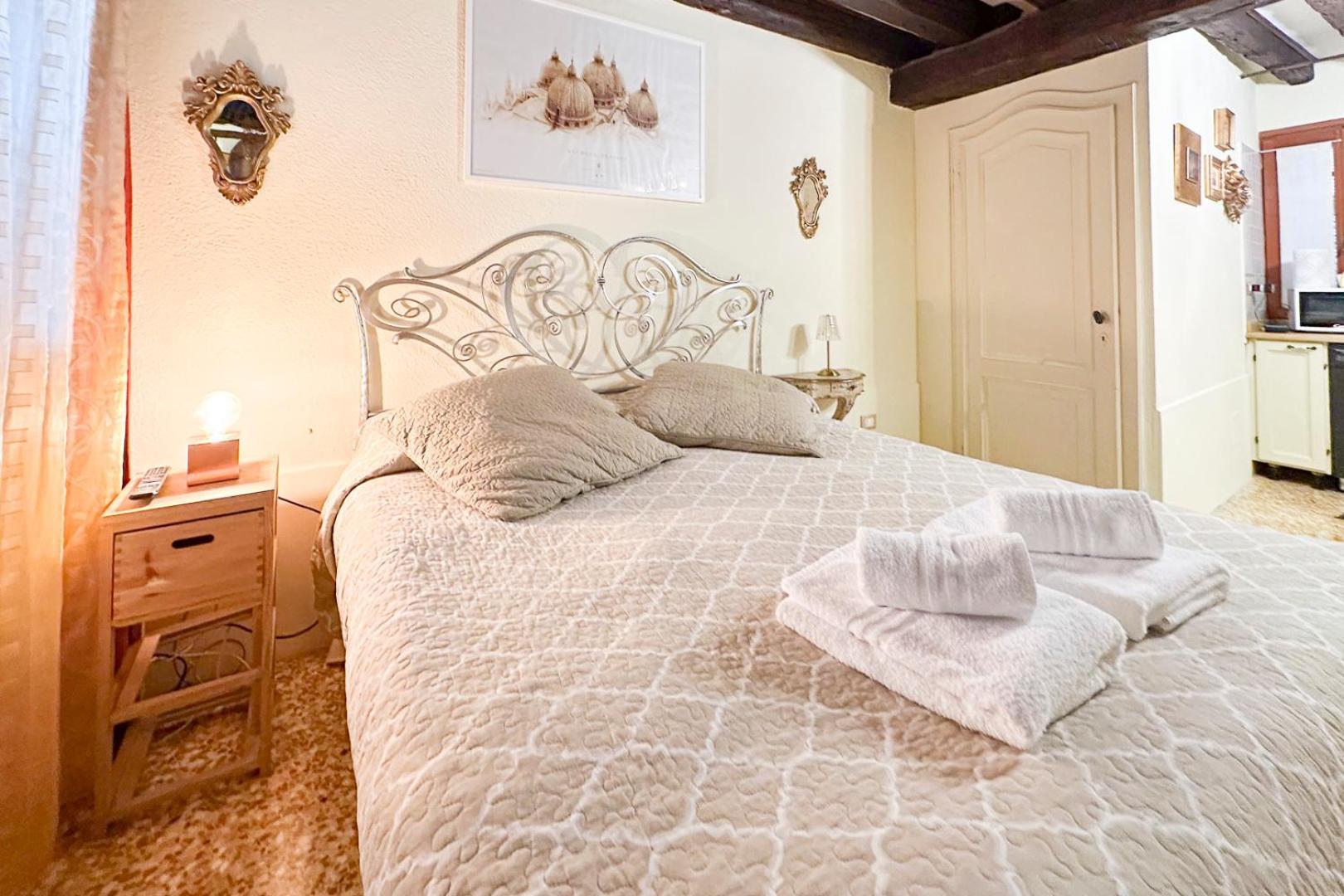 Historical Flat In Cannaregio, Venezia Apartamento